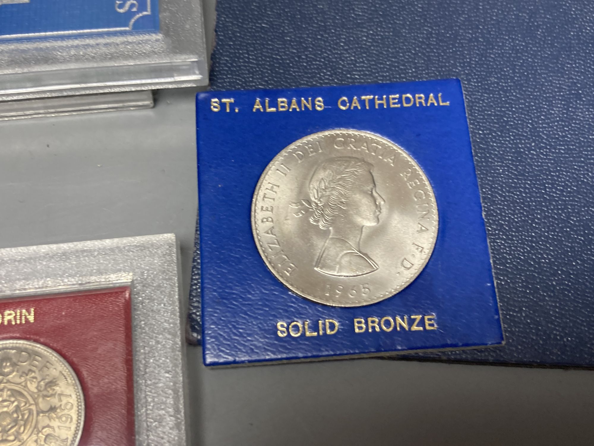 Assorted coinage
